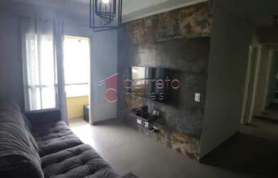 Imagem: O apartamento possui 3 Dormitórios, 1 Banheiro, 1 Vaga na garagem