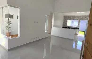 Imagem: A casa possui 3 Dormitórios, 2 Banheiros, 90m² de Área e