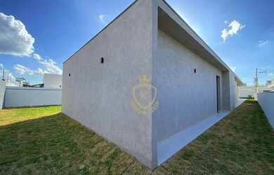 Imagem: A casa em condomínio possui 4 Dormitórios, 5 Banheiros, 5