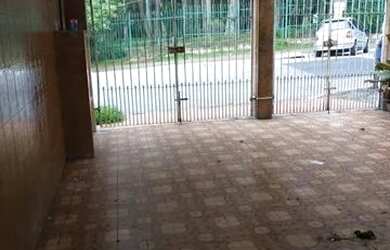 Imagem: A casa possui 3 Dormitórios, 3 Banheiros, 3 Vagas na garagem