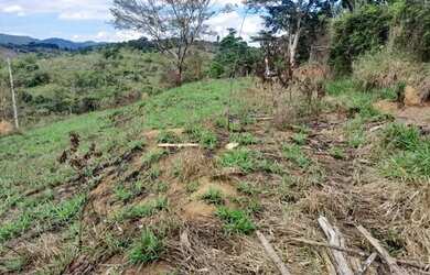 Imagem: A chácara possui 1750m² de Área e está localizado em São