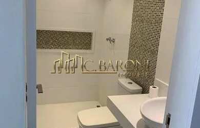 Imagem 9: Luxuoso Duplex de Arquitetura Contemporânea no Condomínio Blue Garden