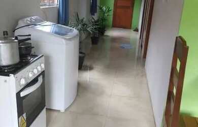 Imagem: A casa possui 2 Dormitórios, 1 Banheiro, 1 Vaga na garagem