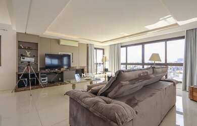 Imagem: O apartamento possui 3 Dormitórios, 5 Banheiros, 3 Vagas na