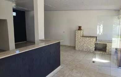 Imagem: A casa em condomínio possui 3 Dormitórios, 2 Banheiros, 3