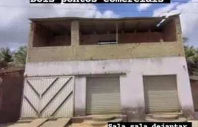 Imagem: A casa possui 3 Dormitórios, 2 Banheiros, 1 Vaga na garagem