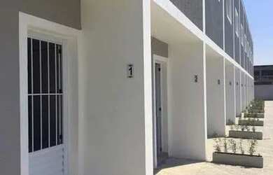 Imagem: A casa em condomínio possui 2 Dormitórios, 2 Banheiros, 1