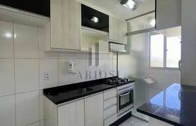 Imagem: O apartamento possui 2 Dormitórios, 1 Banheiro, 1 Vaga na garagem