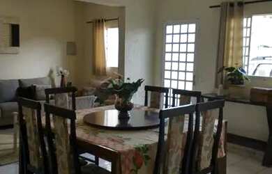 Imagem 3: Casa Padrão em Jundiaí. Varanda, Área de serviço, 169m² de Áreae1...