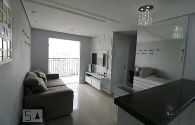 Imagem: O apartamento possui 2 Dormitórios, 1 Banheiro, 1 Vaga na garagem