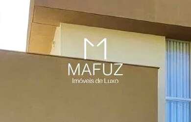 Imagem: A casa possui 4 Dormitórios, 3 Banheiros, 4 Vagas na garagem