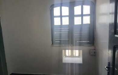 Imagem 6: ALUGO CASA NA AVENIDA TEFÉ - JAPIIM - 1° ANDAR