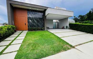 Imagem: A casa em condomínio possui 3 Dormitórios, 2 Banheiros, 3