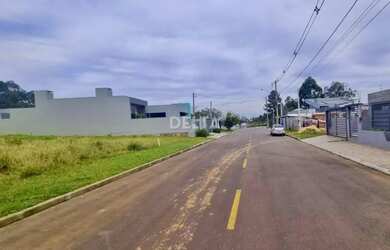 Imagem: O terreno possui 302m² de Área e Imóvel novo e está localizado