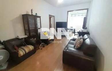 Imagem: O apartamento possui 2 Dormitórios, 2 Banheiros, 69m² de Área