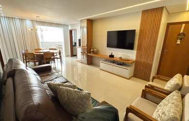 Imagem: O apartamento possui 3 Dormitórios, 2 Banheiros, 2 Vagas na