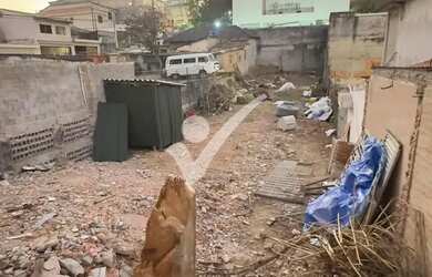 Imagem: O terreno possui 320m² de Área e está localizado em Vila