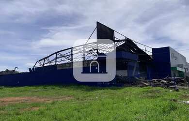 Imagem: O terreno possui 3.600m² de Área e está localizado em Marta