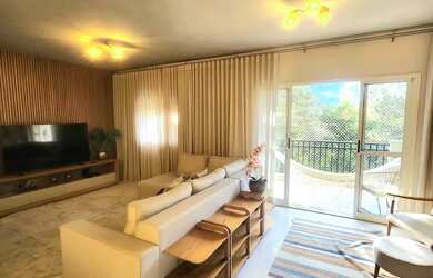 Imagem: O apartamento possui 3 Dormitórios, 5 Banheiros, 2 Vagas na