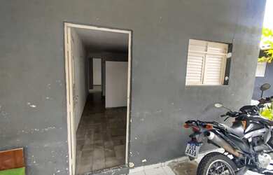 Imagem: A kitnet possui 1 Dormitório, 1 Banheiro, 32m² de Área e