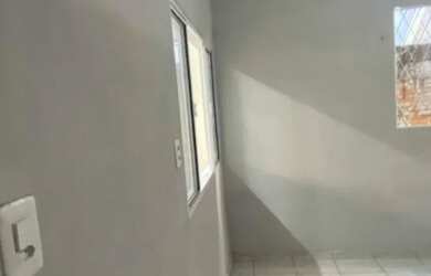 Imagem 7: VENDO / TROCO por carro - Casa no bairro Novo Amarante, terreno 7x15