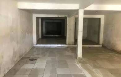 Imagem: O depósito possui 196m² de Área e está localizado em Olavo