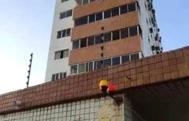 Imagem: O apartamento possui 4 Dormitórios, 2 Banheiros, 1 Vaga na