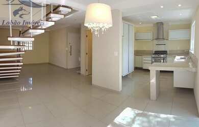 Imagem: A casa em condomínio possui 3 Dormitórios, 3 Banheiros, 2