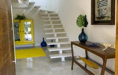 Imagem 15: Casa de condomínio para venda possui 377 metros quadrados com 4 quartos