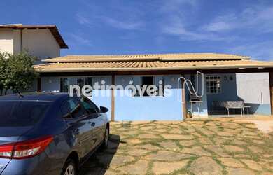 Imagem: A casa em condomínio possui 3 Dormitórios, 2 Banheiros, 3