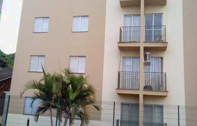 Imagem: O apartamento possui 3 Dormitórios, 1 Banheiro, 1 Vaga na garagem