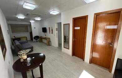 Imagem: O depósito possui 1 Vaga na garagem, 250m² de Área e está