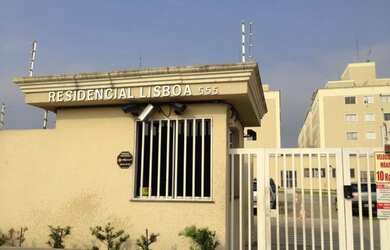 Imagem: O apartamento possui 3 Dormitórios, 1 Banheiro, 1 Vaga na garagem