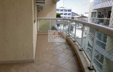 Imagem: O apartamento possui 3 Dormitórios, 1 Banheiro, 1 Vaga na garagem