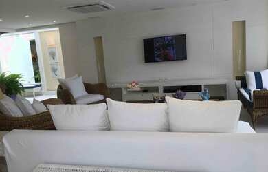 Imagem 6: Linda casa frente ao mar dentro de condomínio na praia de juquehy , disponível...