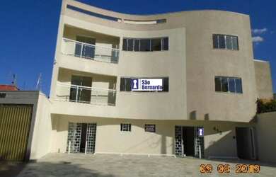 Imagem: A casa possui 3 Dormitórios, 3 Banheiros, 3 Vagas na garagem