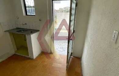 Imagem: A casa possui 1 Dormitório, 1 Banheiro, 55m² de Área e está