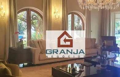 Imagem: A casa em condomínio possui 5 Dormitórios, 5 Banheiros, 5