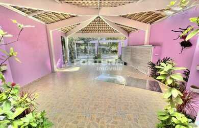 Imagem: A casa em condomínio possui 4 Dormitórios, 4 Banheiros, 5