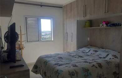 Imagem: O apartamento possui 2 Dormitórios, 2 Banheiros, 1 Vaga na