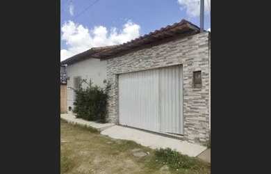 Imagem: A casa possui 2 Dormitórios, 1 Banheiro e está localizado