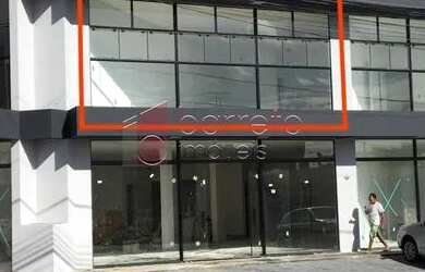 Imagem: O depósito possui 2 Vagas na garagem e 52m² de Área e está