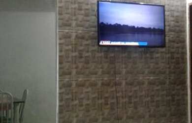 Imagem: A casa possui 3 Dormitórios, 2 Banheiros e está localizado