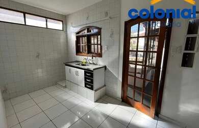 Imagem: A casa possui 2 Dormitórios, 1 Banheiro, 1 Vaga na garagem