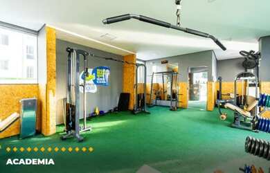 Imagem: O apartamento possui 2 Dormitórios, 1 Banheiro, 1 Vaga na garagem