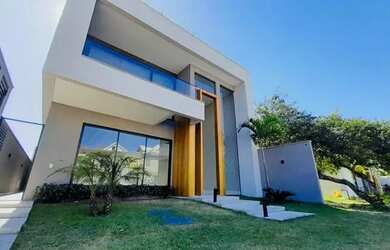 Imagem: A casa em condomínio possui 4 Dormitórios, 5 Banheiros, 4