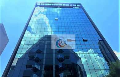 Imagem: O depósito possui 4 Vagas na garagem e 206m² de Área e está