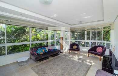 Imagem: O apartamento possui 3 Dormitórios, 3 Banheiros, 2 Vagas na