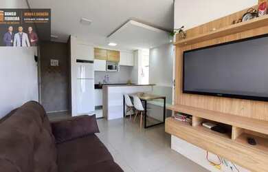 Imagem: O apartamento possui 2 Dormitórios, 1 Banheiro, 1 Vaga na garagem