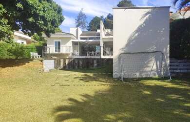 Imagem 3: CASA ASSOBRADADA EM CONDOMINIO COM 4 SUITES SENDO 1 CLOSET RESIDENCIAL...